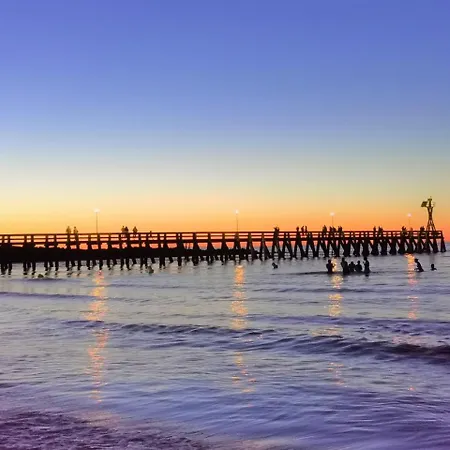 Lägenhet Proche - Parking Gratuit Et Prive - Terrasse Et Petit Jardin Cloture *