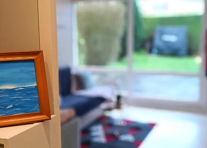 דירה Proche - Parking Gratuit Et Prive - Terrasse Et Petit Jardin Cloture