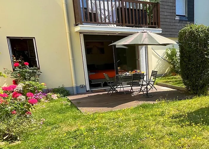 דירה Proche - Parking Gratuit Et Prive - Terrasse Et Petit Jardin Cloture *