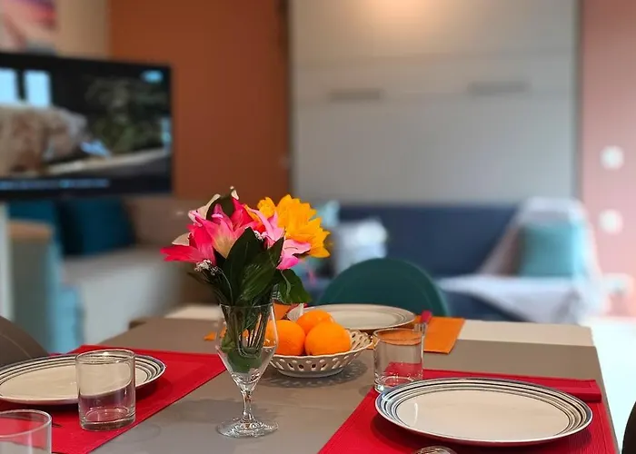 Proche - Parking Gratuit Et Prive - Terrasse Et Petit Jardin Cloture Apartament Courseulles-sur-Mer