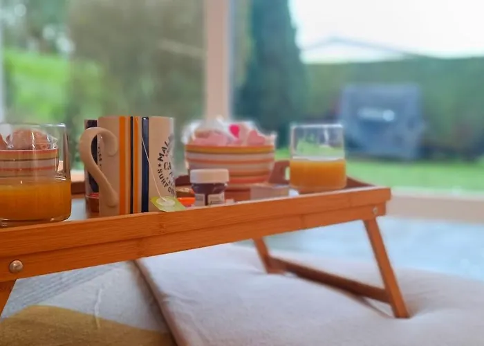 Proche - Parking Gratuit Et Prive - Terrasse Et Petit Jardin Cloture Courseulles-sur-Mer